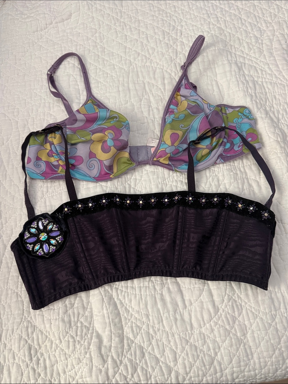 Victoria's Secret Purple Floral Multi-Color Underwire Bra
